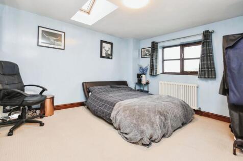 Primrosecottageclattercutlanerushockdroitwichwr90nw-9