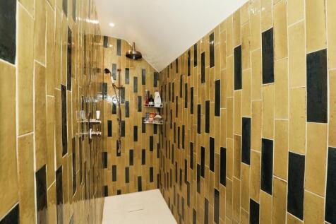 Walk In Shower