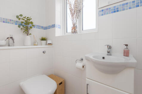 34 LOWICK DRIVE-22
