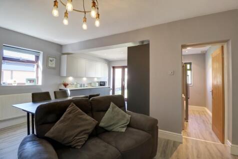 Dining Area 1.2