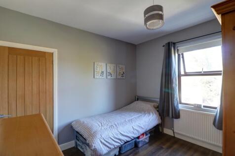 Bedroom 2.2