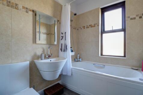 Bathroom 1.1