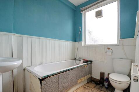 Bathroom 1.1