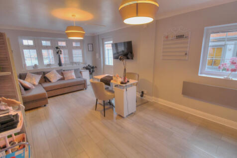 Garden Room / Garage Conversion
