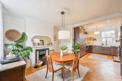 Dining &amp; Kitchen
