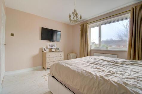 Bedroom One (alt view)