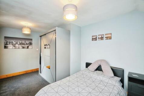 Bedroom 3B