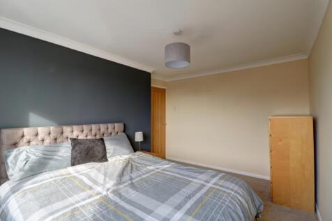 Bedroom 1.2