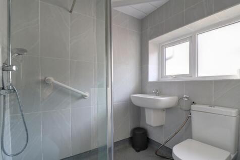 Bathroom 1.2