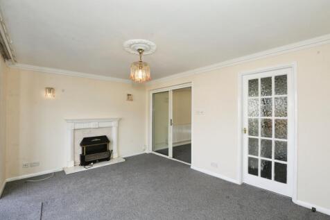 Sitting / Dining Room
