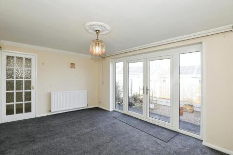 Sitting / Dining Room