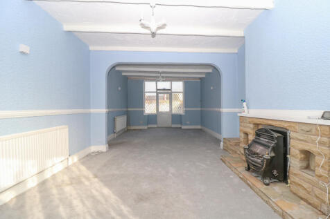 Lounge Dining Area