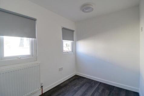 Bedroom 2.1