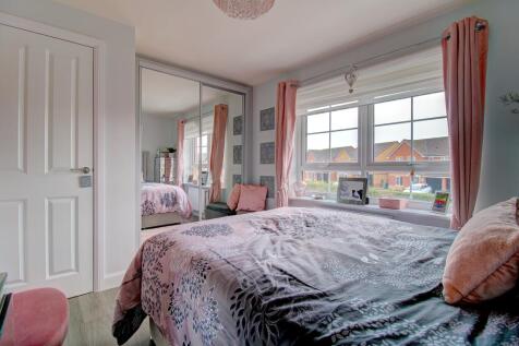 Bedroom One (alt view)