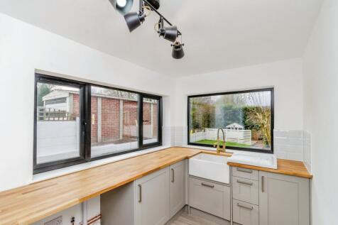 Kitchen (bottom)