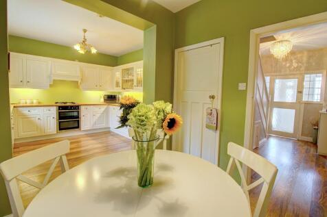 Breakfast to Kitchen