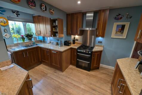 Kitchen 3