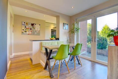 Breakfast Room