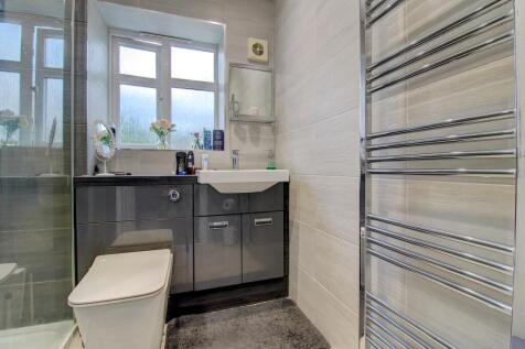Family Shower Room