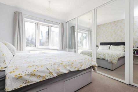 Bedroom 1B