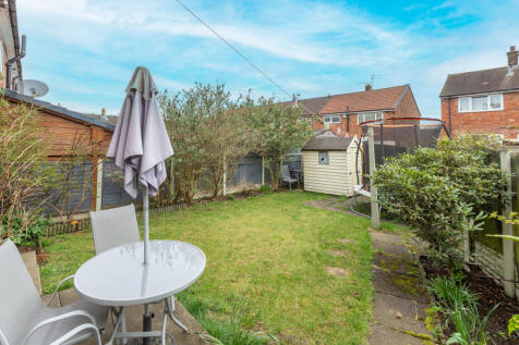 4 SILSDEN AVENUE-11