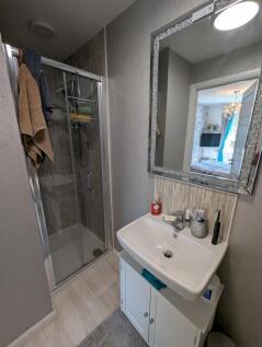 En Suite 1
