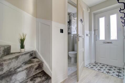 Entrance with Guest WC
