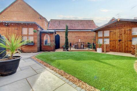 Rear Garden (alt view)