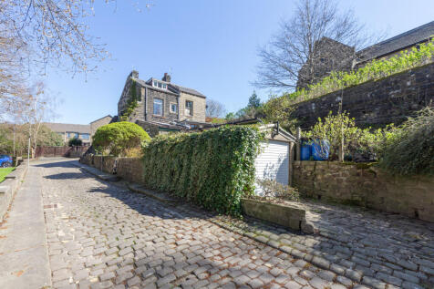 Garage &amp; Driveway
