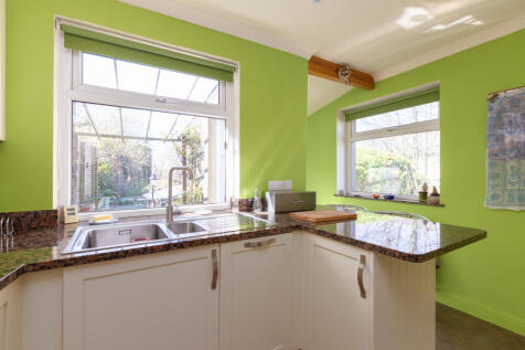 Kitchen Pic1