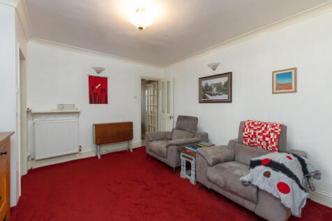 Lounge Pic1