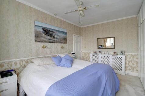 Bedroom 1.3