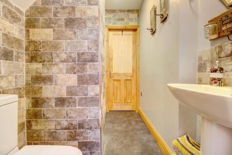 Shower Room (alt view)