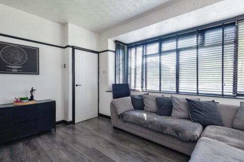 Lounge 3