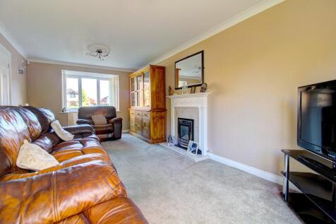 Lounge (alt view)