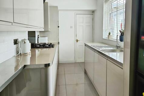 Fitted Kitchen