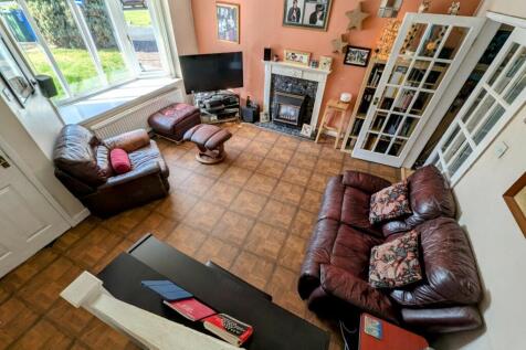 Lounge 1