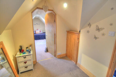 Landing/Dressing Room