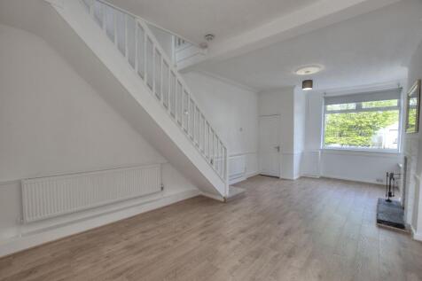 6. Living: dining room