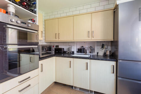 29 Ashfields-9