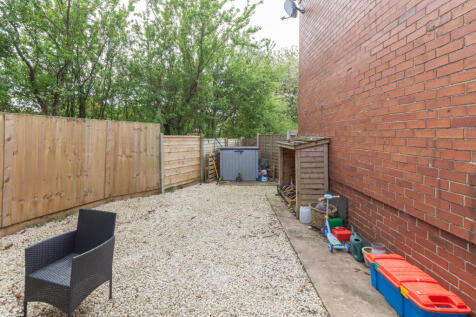 70 PRESTON ROAD-16