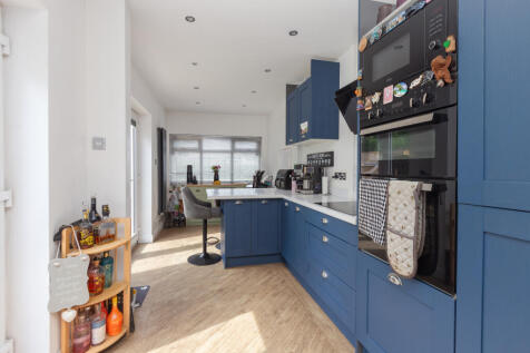 70 PRESTON ROAD-11