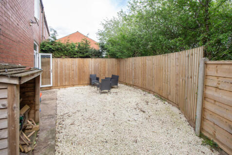 70 PRESTON ROAD-17