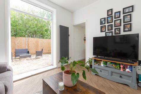 70 PRESTON ROAD-10