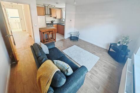 Open Plan Living Room/Kitchen