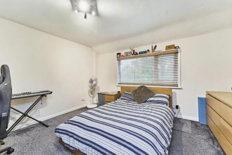Bedroom 2A
