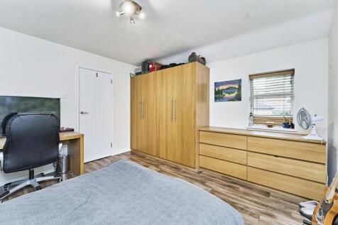 Bedroom 4A