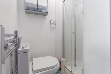 En-Suite 2