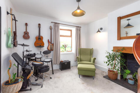 225 burnley road-12