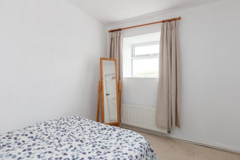 225 burnley road-3